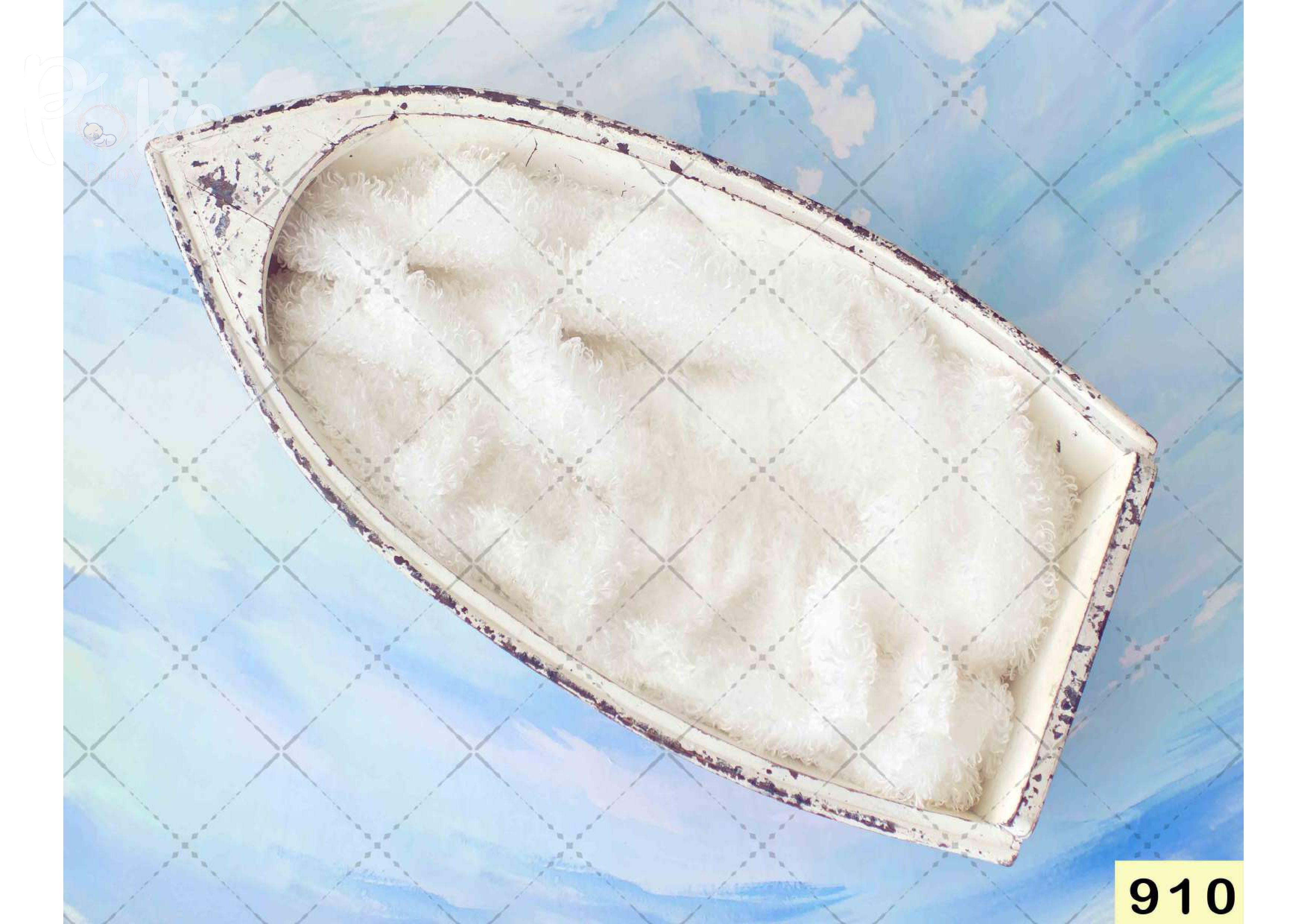 Boat With Fur babyphotoshoot Backdrop