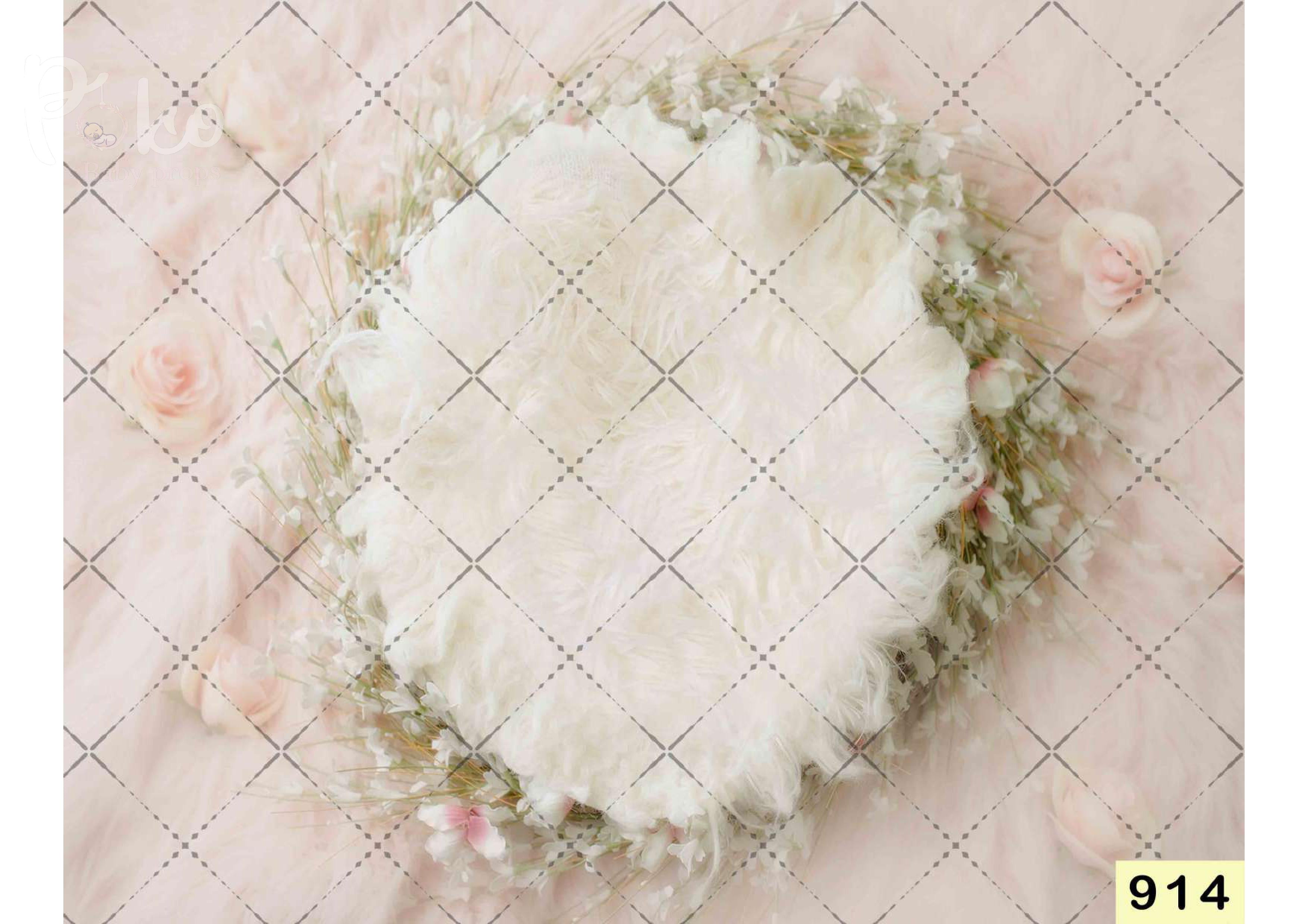 Creeper Leaves Cover With Fur Backdrop