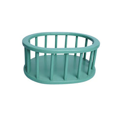 baby and newborn photoshoot oval crib