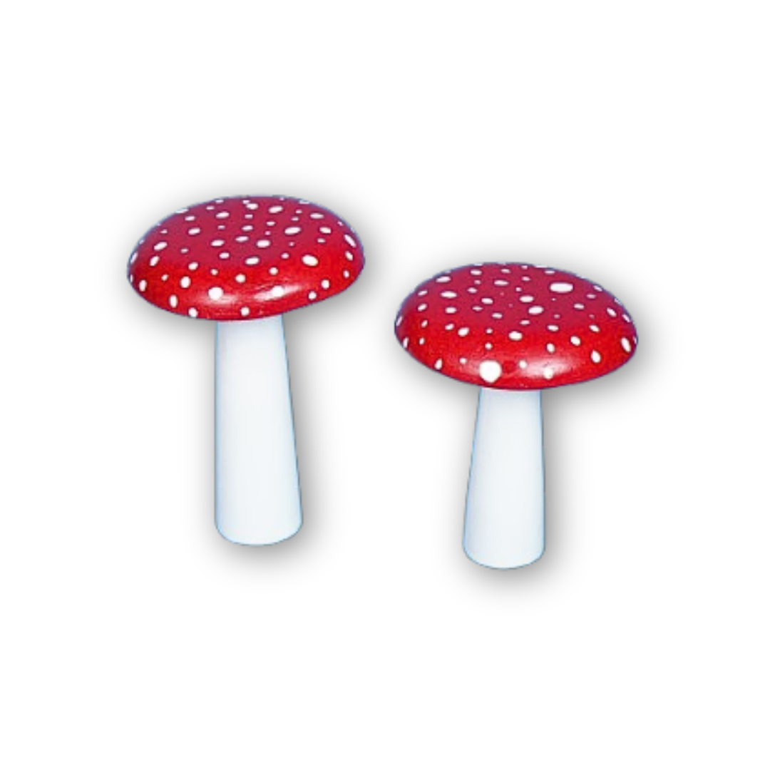 baby and toddler photoshsoot mushroom