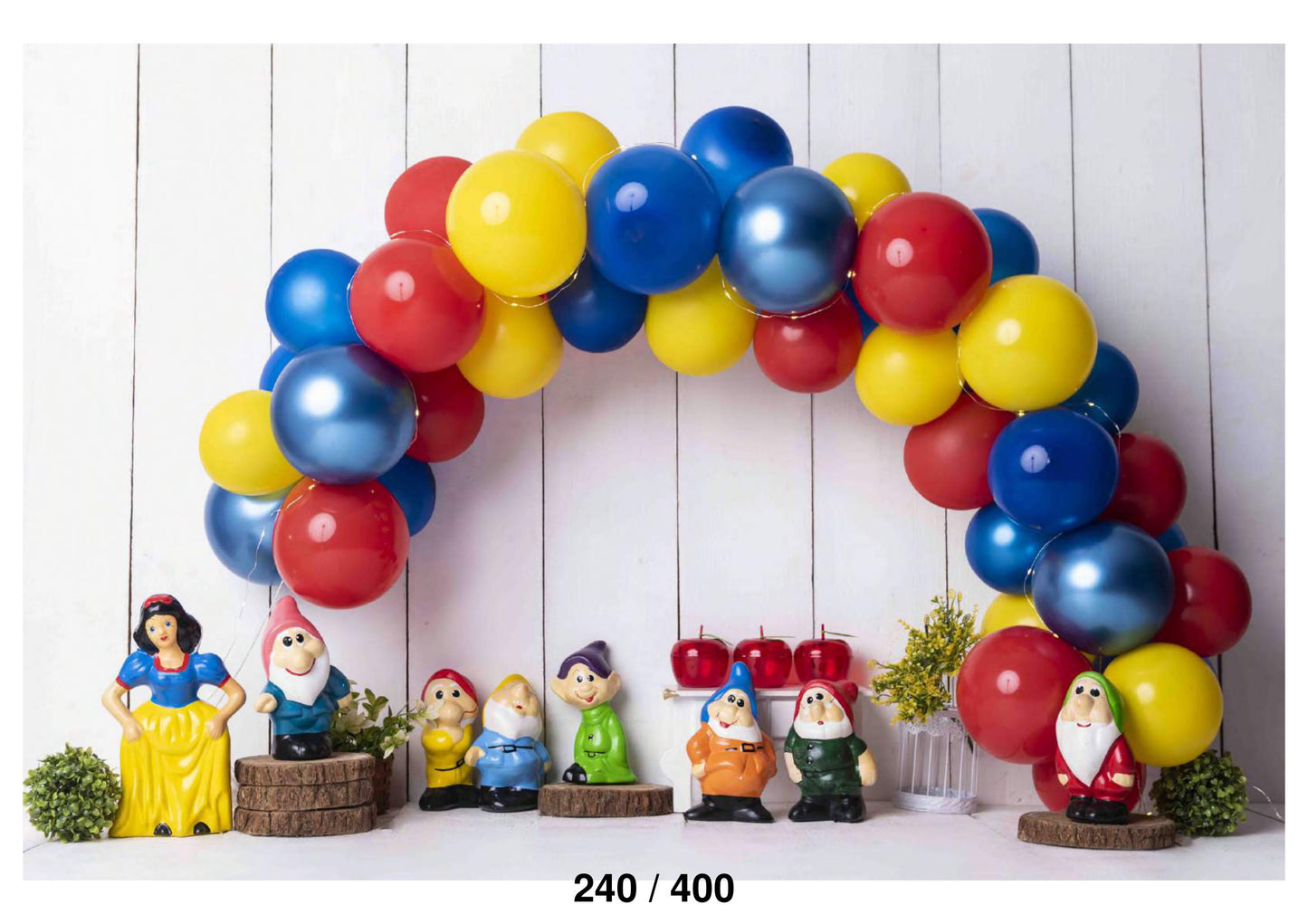 Snow White Balloon Garland Backdrop